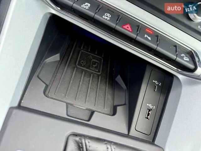 Синий Ауди Ку3, объемом двигателя 1.98 л и пробегом 40 тыс. км за 29350 $, фото 26 на Automoto.ua