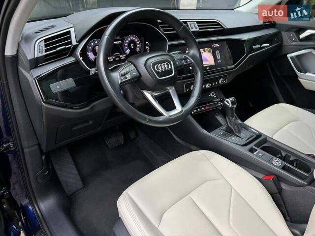 Синий Ауди Ку3, объемом двигателя 2 л и пробегом 82 тыс. км за 22900 $, фото 11 на Automoto.ua