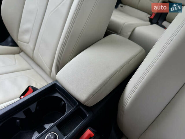 Синій Ауді Ку3, об'ємом двигуна 2 л та пробігом 119 тис. км за 24300 $, фото 43 на Automoto.ua