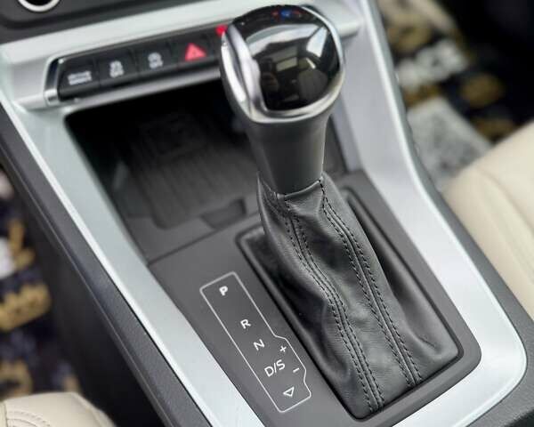 Синий Ауди Ку3, объемом двигателя 1.98 л и пробегом 40 тыс. км за 29350 $, фото 23 на Automoto.ua