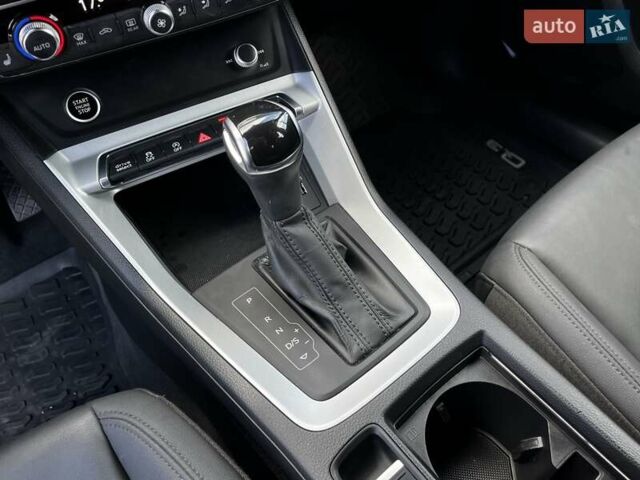 Синий Ауди Ку3, объемом двигателя 2 л и пробегом 46 тыс. км за 26999 $, фото 14 на Automoto.ua