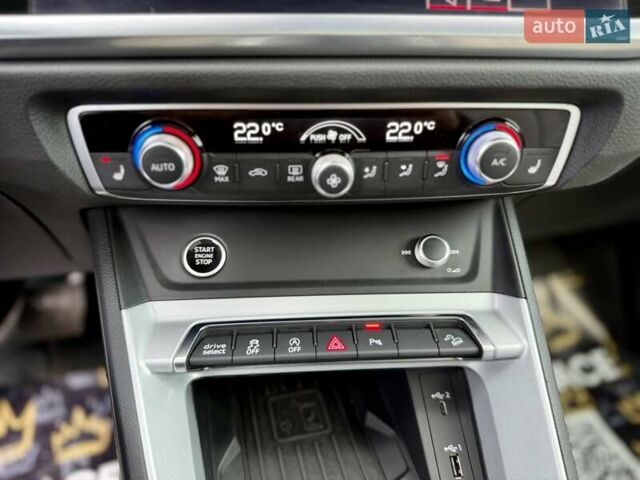 Синий Ауди Ку3, объемом двигателя 1.98 л и пробегом 40 тыс. км за 29350 $, фото 25 на Automoto.ua