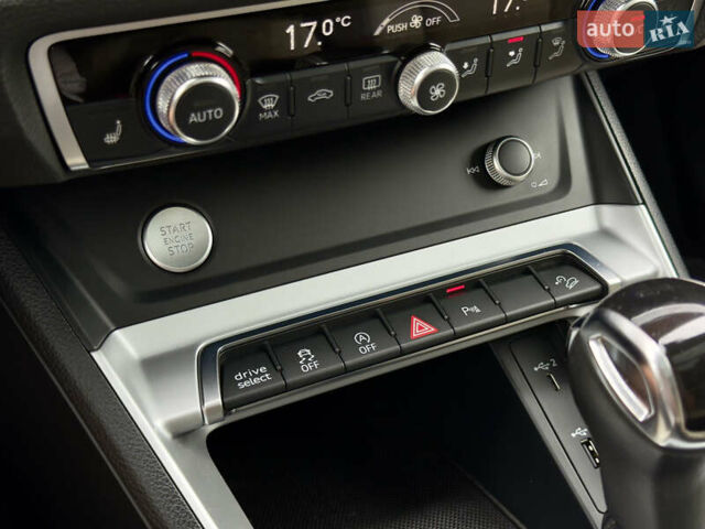 Синій Ауді Ку3, об'ємом двигуна 2 л та пробігом 119 тис. км за 24300 $, фото 40 на Automoto.ua