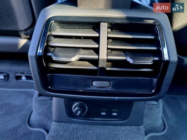 Синий Ауди Ку3, объемом двигателя 1.97 л и пробегом 228 тыс. км за 29999 $, фото 91 на Automoto.ua