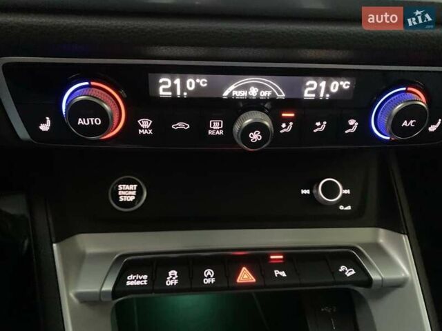 Синий Ауди Ку3, объемом двигателя 1.98 л и пробегом 20 тыс. км за 32500 $, фото 23 на Automoto.ua