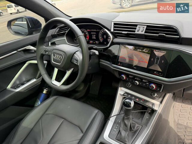 Синий Ауди Ку3, объемом двигателя 1.98 л и пробегом 13 тыс. км за 27300 $, фото 6 на Automoto.ua