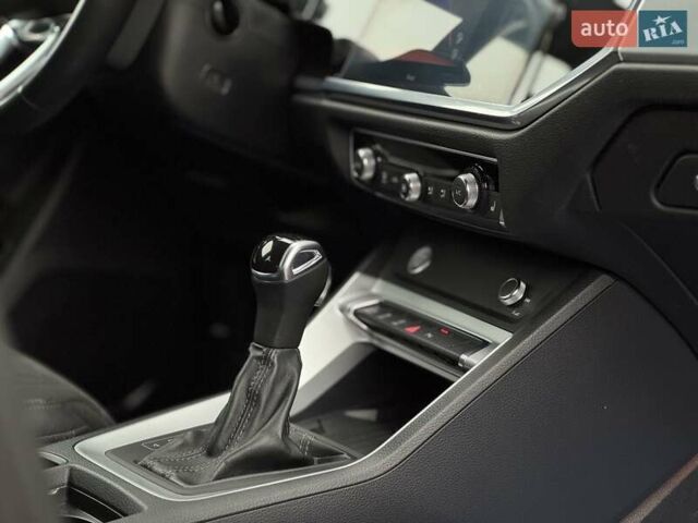 Оранжевый Ауди Ку3, объемом двигателя 1.5 л и пробегом 80 тыс. км за 34990 $, фото 69 на Automoto.ua