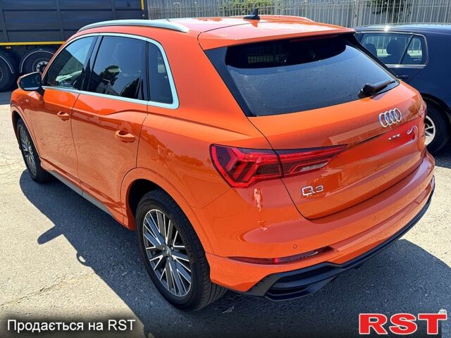 Оранжевый Ауди Ку3, объемом двигателя 2 л и пробегом 36 тыс. км за 26000 $, фото 4 на Automoto.ua