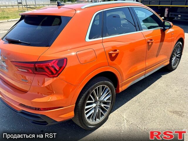 Оранжевый Ауди Ку3, объемом двигателя 2 л и пробегом 36 тыс. км за 26000 $, фото 1 на Automoto.ua