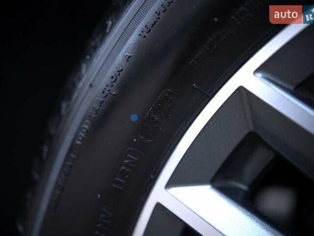 Оранжевый Ауди Ку3, объемом двигателя 1.98 л и пробегом 27 тыс. км за 42500 $, фото 16 на Automoto.ua