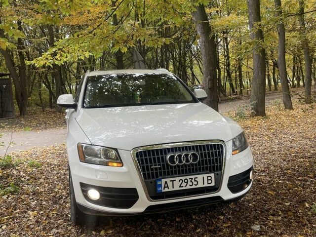 Белый Ауди Ку 5, объемом двигателя 3.2 л и пробегом 330 тыс. км за 10200 $, фото 4 на Automoto.ua