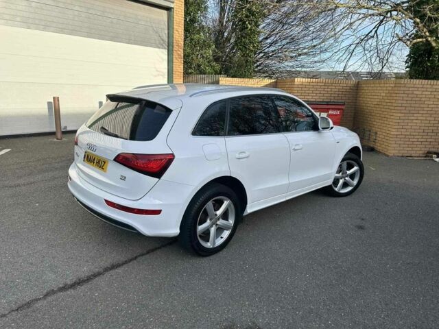 Білий Ауді Ку 5, об'ємом двигуна 2 л та пробігом 250 тис. км за 8800 $, фото 4 на Automoto.ua