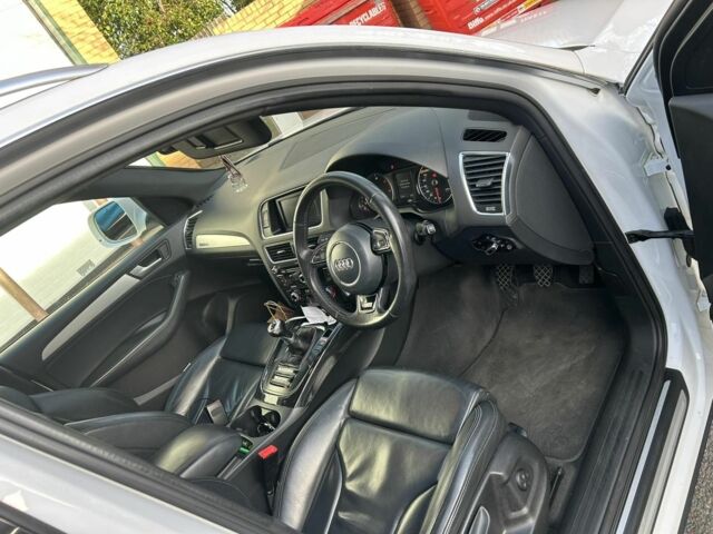 Білий Ауді Ку 5, об'ємом двигуна 2 л та пробігом 250 тис. км за 8800 $, фото 1 на Automoto.ua