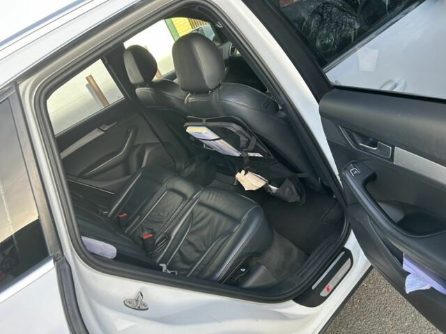 Білий Ауді Ку 5, об'ємом двигуна 2 л та пробігом 250 тис. км за 8800 $, фото 5 на Automoto.ua