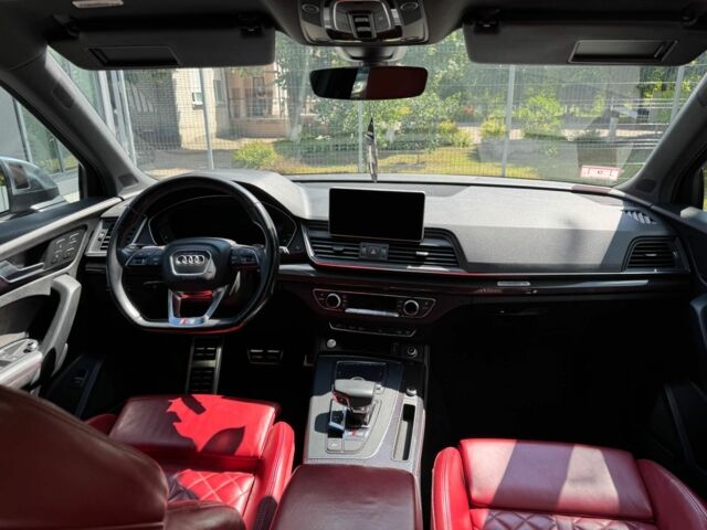 Білий Ауді Ку 5, об'ємом двигуна 3 л та пробігом 135 тис. км за 29700 $, фото 3 на Automoto.ua