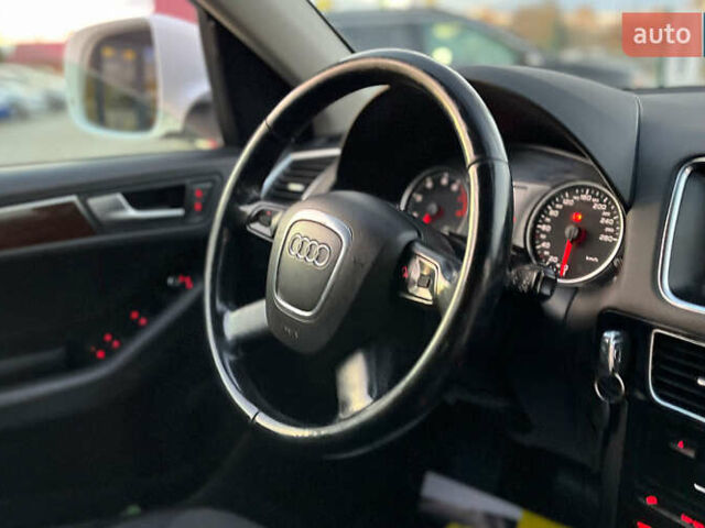 Білий Ауді Ку 5, об'ємом двигуна 1.98 л та пробігом 254 тис. км за 11200 $, фото 13 на Automoto.ua
