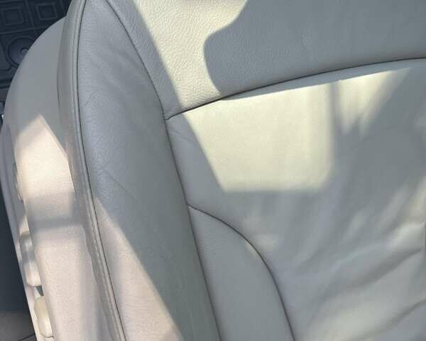 Білий Ауді Ку 5, об'ємом двигуна 3.2 л та пробігом 173 тис. км за 12500 $, фото 25 на Automoto.ua