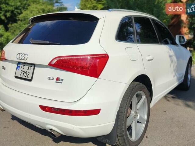 Білий Ауді Ку 5, об'ємом двигуна 3.2 л та пробігом 173 тис. км за 12500 $, фото 9 на Automoto.ua