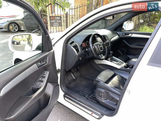 Белый Ауди Ку 5, объемом двигателя 1.97 л и пробегом 313 тыс. км за 10900 $, фото 3 на Automoto.ua