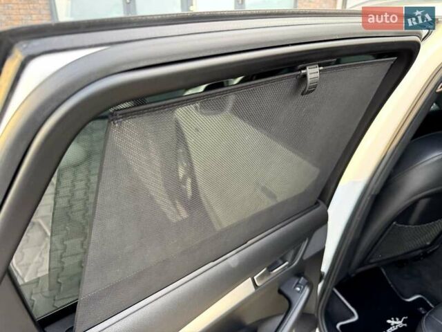 Білий Ауді Ку 5, об'ємом двигуна 2 л та пробігом 156 тис. км за 12690 $, фото 74 на Automoto.ua