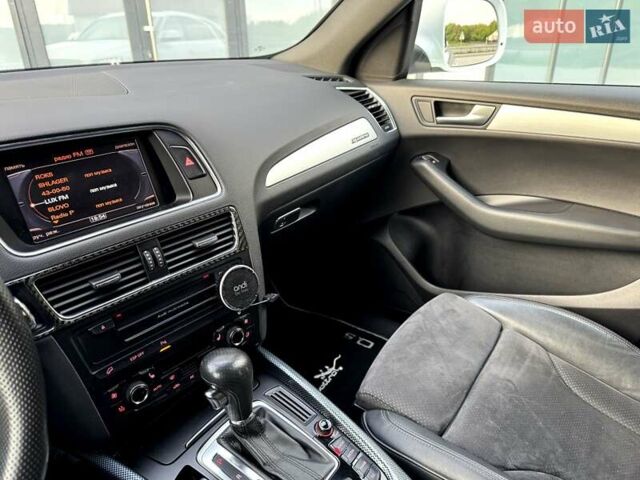 Білий Ауді Ку 5, об'ємом двигуна 2 л та пробігом 156 тис. км за 12690 $, фото 107 на Automoto.ua