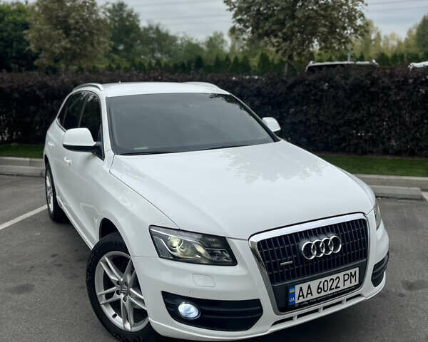 Ауди Ку 5 2009 в Софіївська Борщагівка на Automoto.ua Белый Ауди Ку 5, объемом двигателя 1.98 л и пробегом 188 тыс. км за 12900 $, фото 11 на Automoto.ua