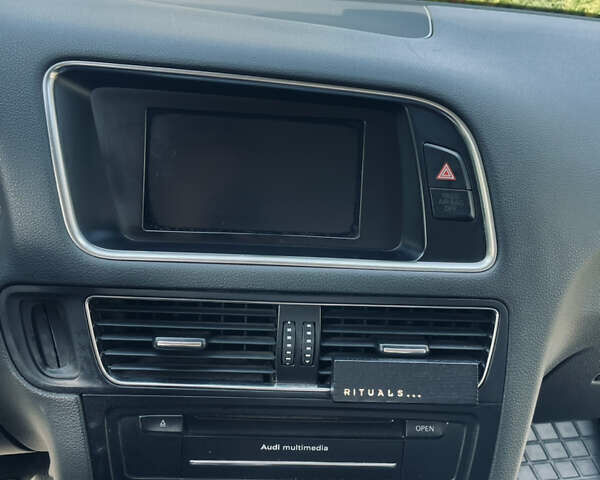 Белый Ауди Ку 5, объемом двигателя 1.98 л и пробегом 265 тыс. км за 14700 $, фото 26 на Automoto.ua
