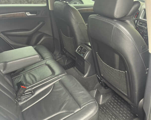 Ауди Ку 5 2009 в Софіївська Борщагівка на Automoto.ua Белый Ауди Ку 5, объемом двигателя 1.98 л и пробегом 188 тыс. км за 12900 $, фото 9 на Automoto.ua