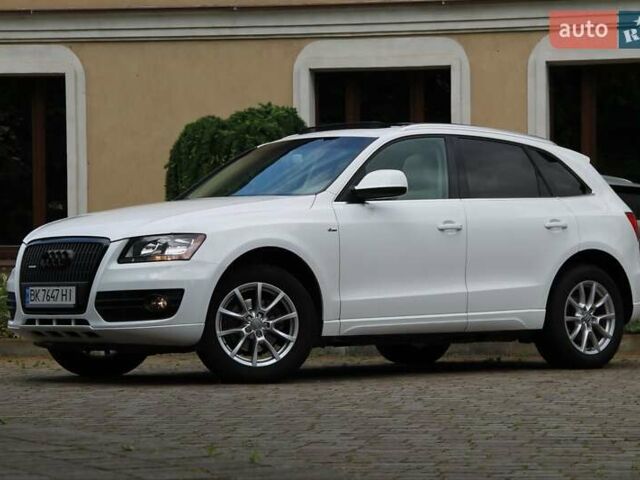 Білий Ауді Ку 5, об'ємом двигуна 2 л та пробігом 263 тис. км за 10950 $, фото 1 на Automoto.ua
