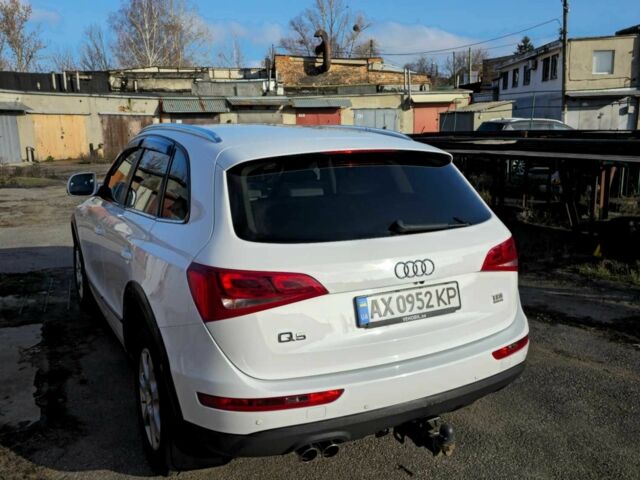 Белый Ауди Ку 5, объемом двигателя 2 л и пробегом 212 тыс. км за 16000 $, фото 4 на Automoto.ua
