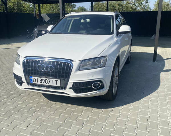 Белый Ауди Ку 5, объемом двигателя 3.2 л и пробегом 296 тыс. км за 10800 $, фото 5 на Automoto.ua