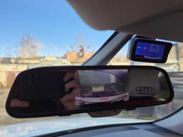 Белый Ауди Ку 5, объемом двигателя 2 л и пробегом 212 тыс. км за 16000 $, фото 15 на Automoto.ua