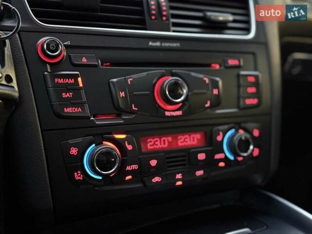 Белый Ауди Ку 5, объемом двигателя 1.98 л и пробегом 270 тыс. км за 12700 $, фото 22 на Automoto.ua