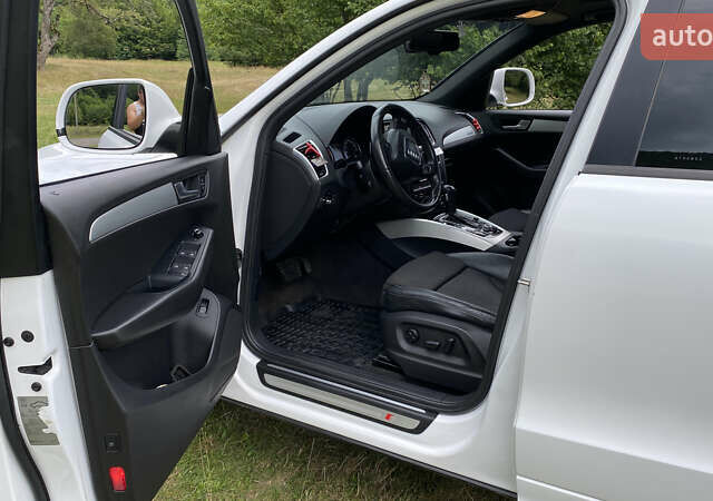 Белый Ауди Ку 5, объемом двигателя 1.97 л и пробегом 327 тыс. км за 15900 $, фото 7 на Automoto.ua