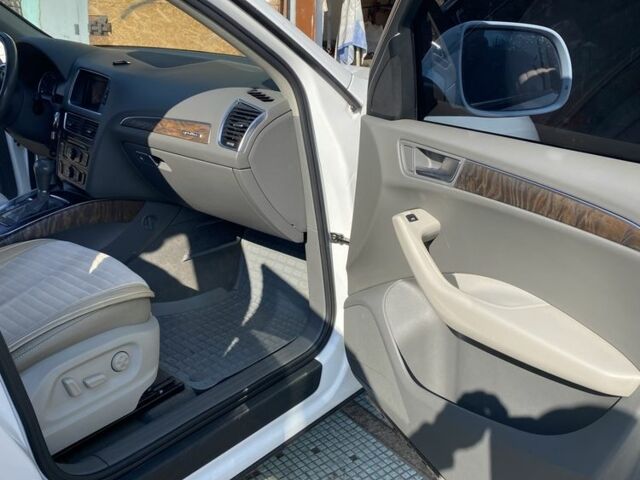 Белый Ауди Ку 5, объемом двигателя 2 л и пробегом 180 тыс. км за 14950 $, фото 17 на Automoto.ua