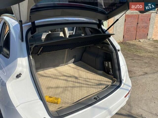 Белый Ауди Ку 5, объемом двигателя 2 л и пробегом 180 тыс. км за 14950 $, фото 7 на Automoto.ua