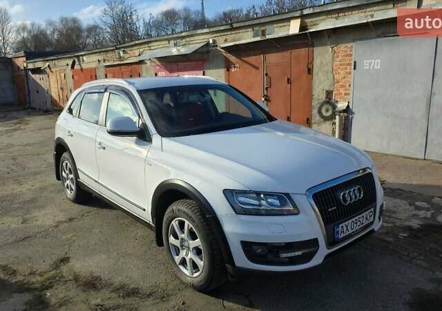 Білий Ауді Ку 5, об'ємом двигуна 2 л та пробігом 212 тис. км за 16000 $, фото 19 на Automoto.ua