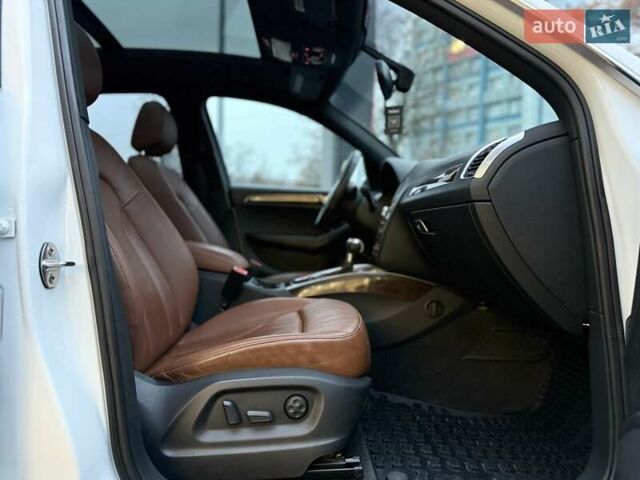 Белый Ауди Ку 5, объемом двигателя 1.98 л и пробегом 270 тыс. км за 12700 $, фото 12 на Automoto.ua