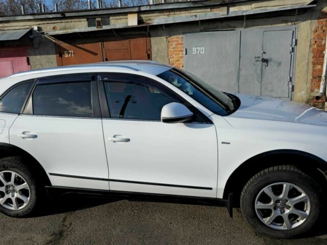 Белый Ауди Ку 5, объемом двигателя 2 л и пробегом 212 тыс. км за 16000 $, фото 1 на Automoto.ua