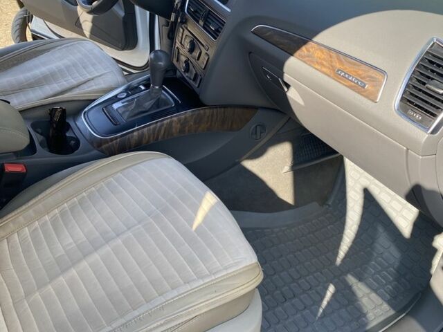 Белый Ауди Ку 5, объемом двигателя 2 л и пробегом 180 тыс. км за 14950 $, фото 3 на Automoto.ua