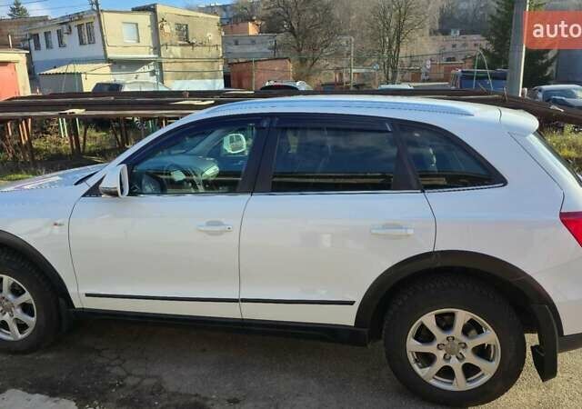 Білий Ауді Ку 5, об'ємом двигуна 2 л та пробігом 212 тис. км за 16000 $, фото 4 на Automoto.ua