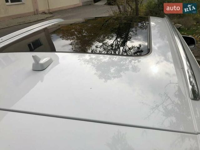 Білий Ауді Ку 5, об'ємом двигуна 2 л та пробігом 249 тис. км за 11900 $, фото 11 на Automoto.ua