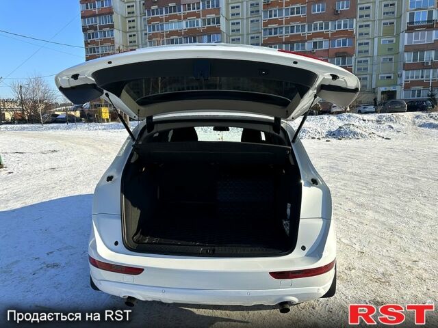 Белый Ауди Ку 5, объемом двигателя 20 л и пробегом 166 тыс. км за 14000 $, фото 6 на Automoto.ua
