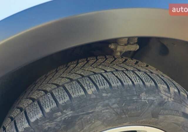 Білий Ауді Ку 5, об'ємом двигуна 2 л та пробігом 212 тис. км за 16000 $, фото 17 на Automoto.ua