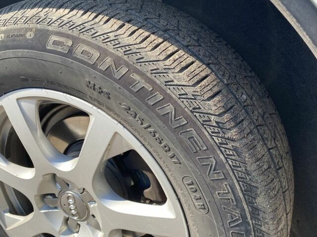 Белый Ауди Ку 5, объемом двигателя 2 л и пробегом 180 тыс. км за 14950 $, фото 7 на Automoto.ua