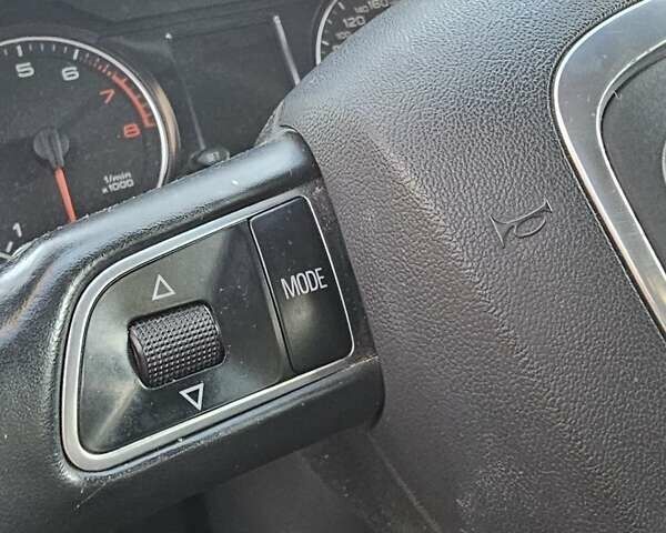 Белый Ауди Ку 5, объемом двигателя 1.98 л и пробегом 200 тыс. км за 8500 $, фото 18 на Automoto.ua