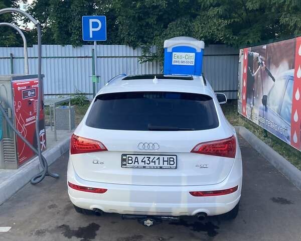 Белый Ауди Ку 5, объемом двигателя 1.98 л и пробегом 152 тыс. км за 14000 $, фото 2 на Automoto.ua