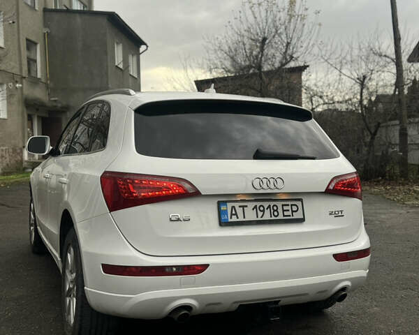 Белый Ауди Ку 5, объемом двигателя 1.98 л и пробегом 215 тыс. км за 11400 $, фото 3 на Automoto.ua