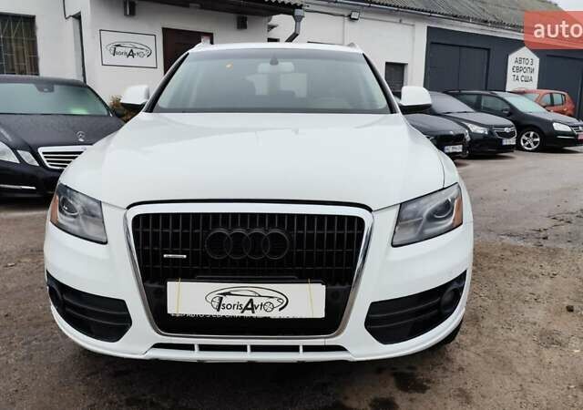 Белый Ауди Ку 5, объемом двигателя 2 л и пробегом 231 тыс. км за 13200 $, фото 1 на Automoto.ua