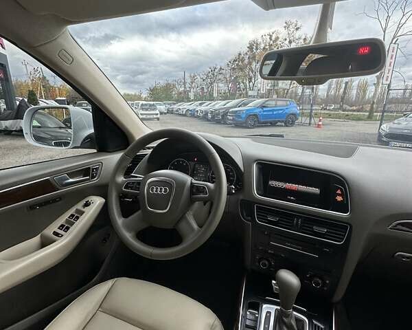 Ауди Ку 5 2011 в Буче на Automoto.ua Белый Ауди Ку 5, объемом двигателя 2 л и пробегом 222 тыс. км за 12950 $, фото 28 на Automoto.ua